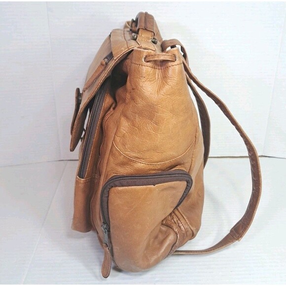 Genuine Leather Tan Backpack Made in Colombia – 16×15×4" Unisex Travel Rucksack - Picture 4 of 13